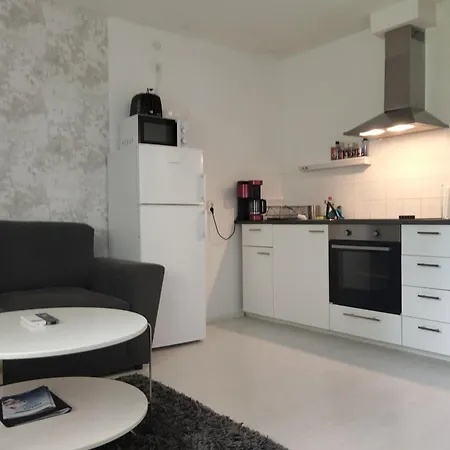 Rivitalon Pieni Paeaetykaksio - 37 M2 * Jämsä